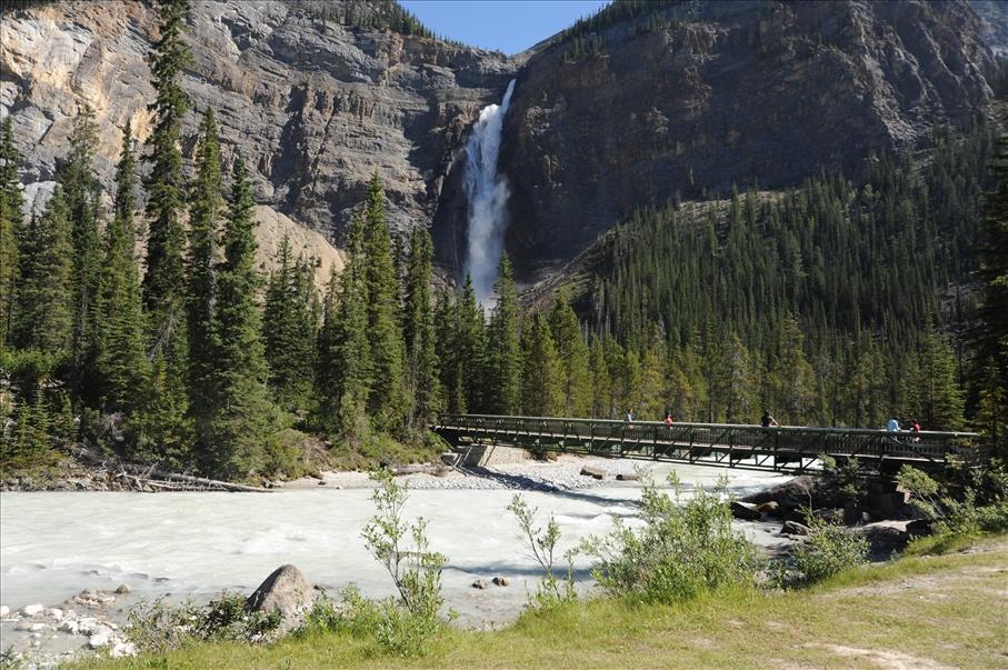 Takakkaw Falls